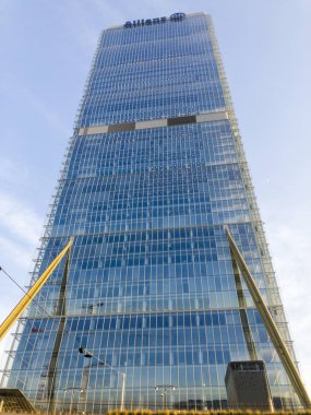 Allianz kule, Il Dritto, düz bir 50 katlı 209 metre boyunda, Milano, İtalya daki gökdelendir. 23 Ocak 2018. Allianz Italia Citylife yeni merkezinde. Isozaki kulesi. Mimar Arata Isozaki 