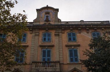Corsica, 03/09/2017: Hotel de Ville, Bastia, kuzeydoğu Cap Corse temelini şehirde en eski saraylarda biri mimari detaylar