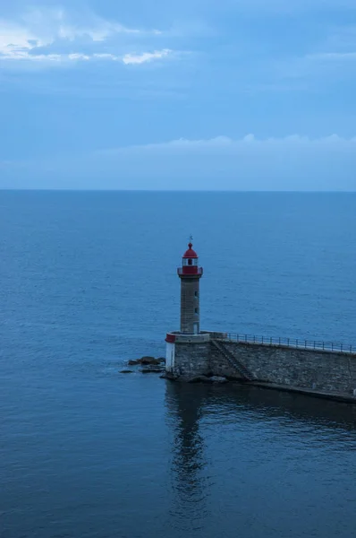 Korsika 2017 Der Leuchtturm Des Alten Hafens Vieux Port Der lizenzfreie Stockbilder