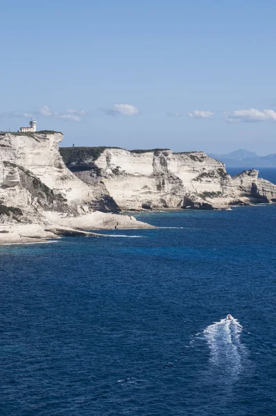 Corsica Nefes Kesen Beyaz Kalker Kayalıklardan Bonifacio Uluslararası Bouches Bonifacio — Stok fotoğraf