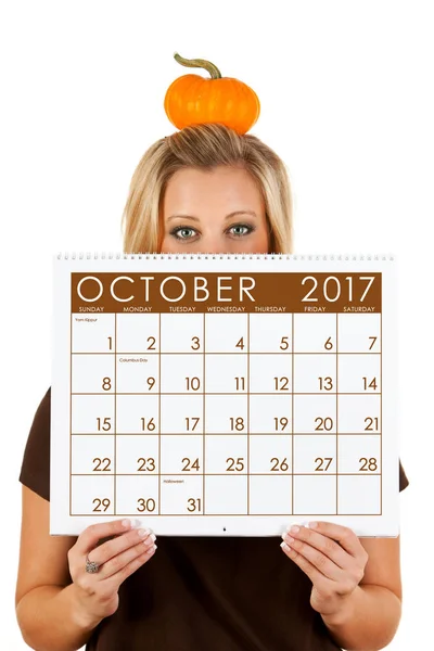 Kalender van 2017: vrouw klaar voor de val seizoen van oktober — Stockfoto
