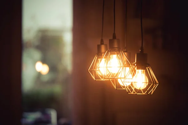 Närbild Hängande Orange Glödlampor Hemma Restaurang Eller Café — Stockfoto