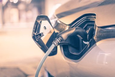 Elektrikli Araba şarj kablo ve fiş noktası şarj etmek için önde gelen ile şarj. 