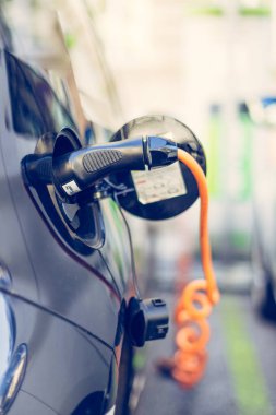 Elektrikli Araba şarj kablo ve fiş noktası şarj etmek için önde gelen ile şarj. 