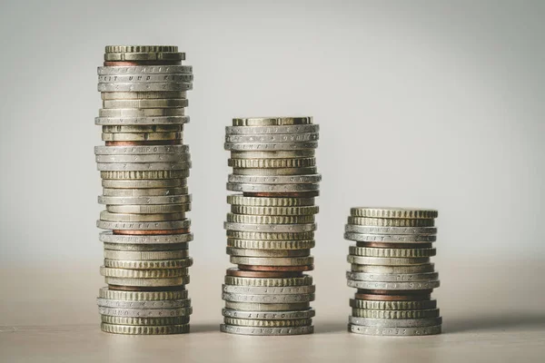Aufeinander Gestapelte Münzen Nahaufnahme Bild Marktkrise Und Finanzhilfekonzept — Stockfoto