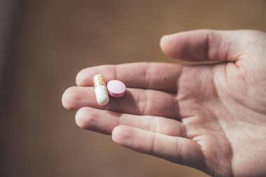 Erkek el hapları ya da vitamin hapları