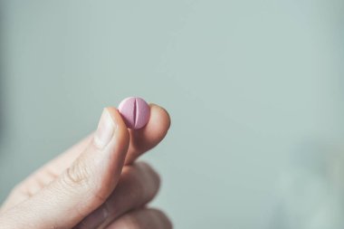 Erkek el hapları ya da vitamin hapları 