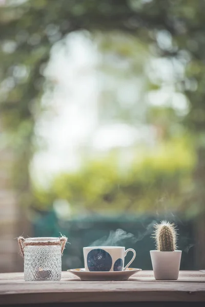 Enjoying Cup Tea Own Garden Copy Space — Stock Photo, Image