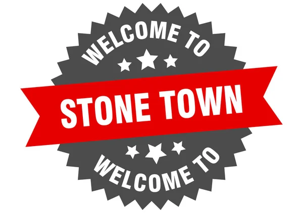 Знак Каменного города. Welcome to Stone Town red sticker — стоковый вектор