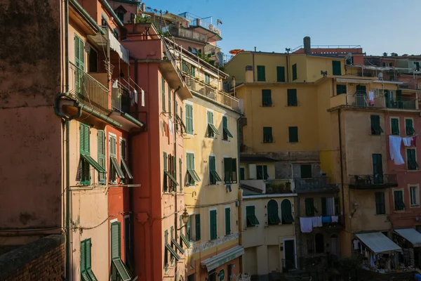 Miasto Vernazza Widziane Dworca Kolejowego Cinque Terre Spezia Włochy — Zdjęcie stockowe