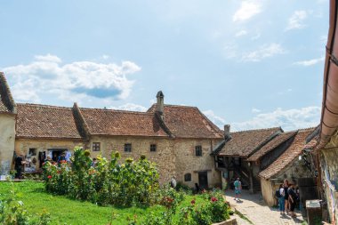 Üçgen kuledeki evler, Rasnov Kalesi, Brasov, Romanya