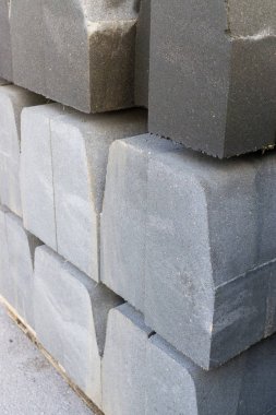 Palet üzerindeki curbstone