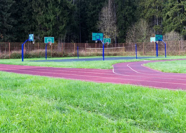 Estadio cerca del bosque — Foto de Stock