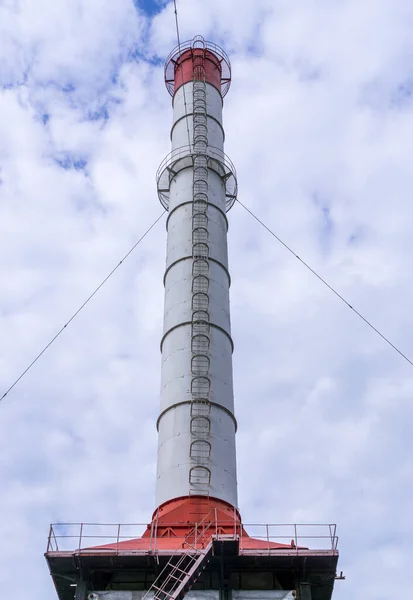 Chimenea Central Térmica Contra Cielo Nublado Calefacción Urbana Suministro Agua — Foto de Stock