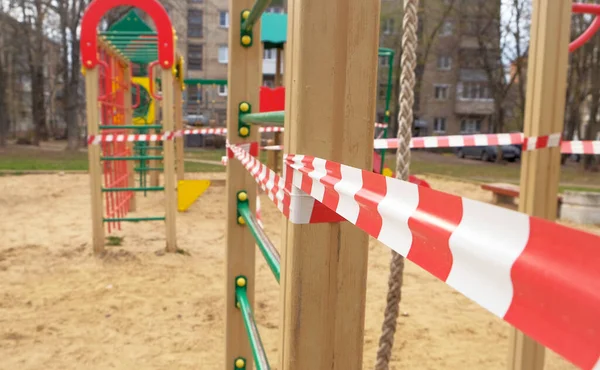 Tula Rússia Abril 2020 Parque Infantil Cercado Com Fitas Sinal — Fotografia de Stock