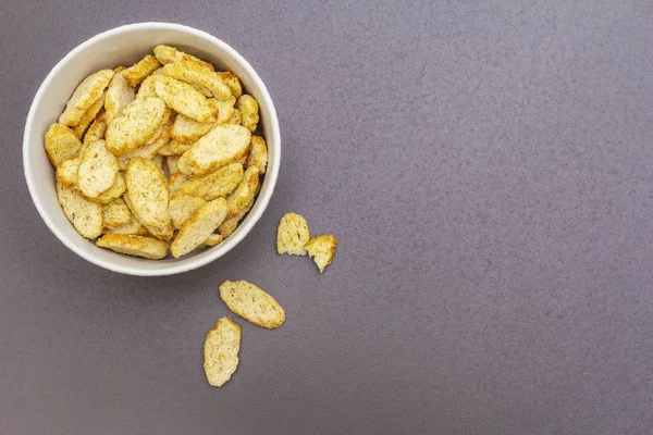 Croutons frescos para sopas calientes de crema de otoño — Foto de Stock