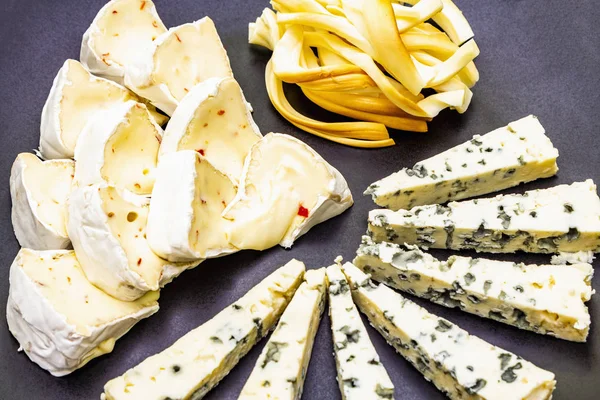 Assiette de fromages assortis Snack — Photo