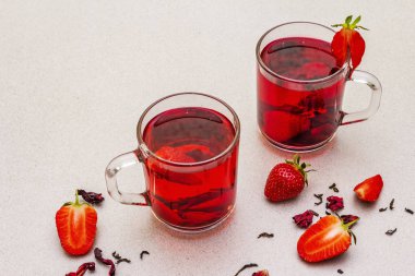 Yaz çileği amberçiçeği yeşil çayı