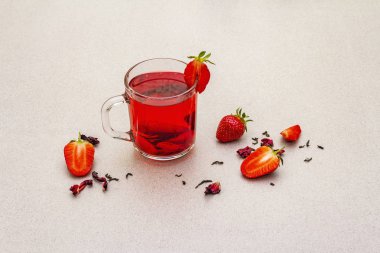 Yaz çileği amberçiçeği yeşil çayı