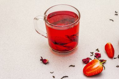 Yaz çileği amberçiçeği yeşil çayı