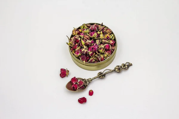 Chá Tradicional Botão Rosa Turco Isolado Fundo Branco Caixa Lata — Fotografia de Stock