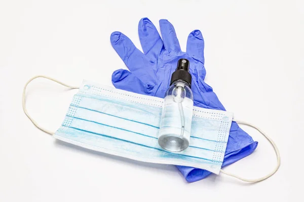 Maske Handschuhe Desinfektionsmittel Isoliert Auf Weißem Hintergrund Medizinprodukte Für Die — Stockfoto