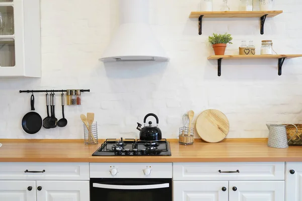 Design Interiores Uma Cozinha Moderna Cores Brancas Madeira — Fotografia de Stock
