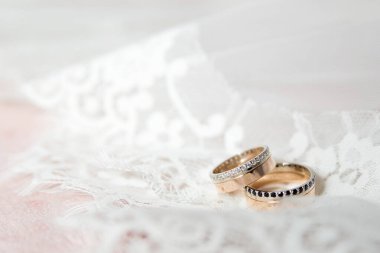 Güzel alyanslar. Aşk ilanı. düğün kartı