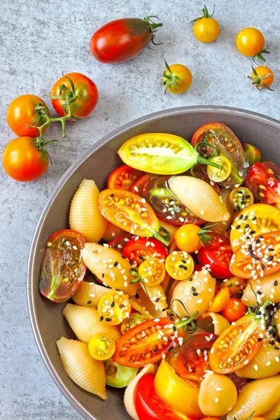 Pasta Con Tomates Comida Vegetariana Comida Fitness Comer Sano Tazón — Foto de Stock