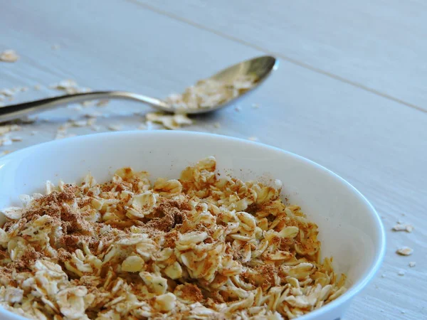 Havermout Met Kaneel Ontbijt Voor Gewichtsvermindering Bovenaanzicht — Stockfoto