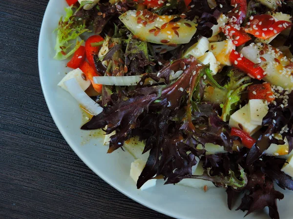 Salada Aptidão Com Melão Salada Frisee Melão Pimenta Vermelha — Fotografia de Stock