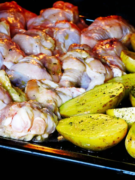 Raw Potatoes Chicken Legs Wings Baking Sheet Cooking Baked Potatoes — Stock Photo, Image