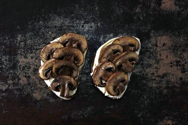 Healthy toasts with mushrooms and cream cheese. Keto toasts.
