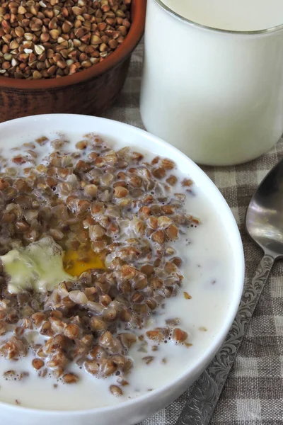 Porridge Grano Saraceno Con Latte Colazione Sana — Foto Stock