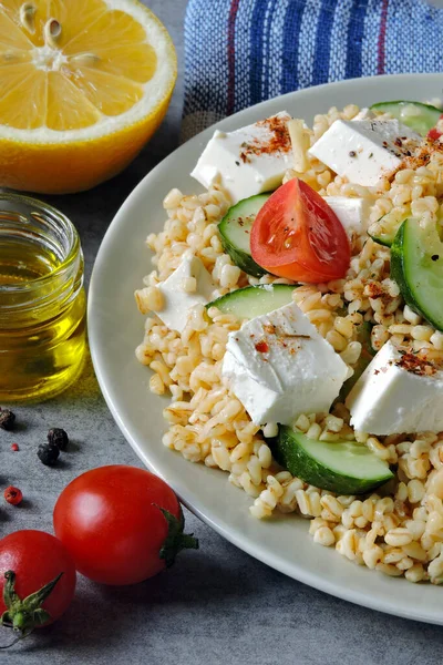 Middle Eastern Cuisine Vegetarian Salad Bulgur Vegetables Feta Cheese Fresh — Stock Photo, Image
