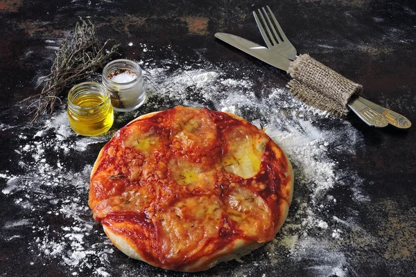 Domácí Mozzarella Pizza Italská Pizza Margarita — Stock fotografie