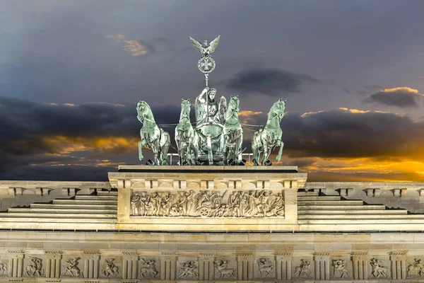 Brandeburg gate in Berlin — Stock Photo, Image