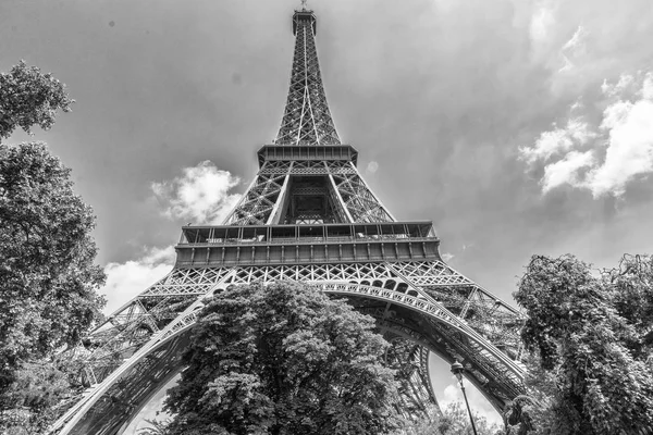 Menara Eiffel Dari Bawah Paris Perancis — Stok Foto