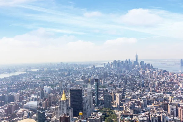 Stadsgezicht Van Manhattan Zonlicht Hemel New York City Verenigde Staten — Stockfoto