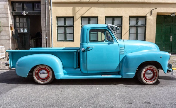 Vintage van of Heavenly Color in New York City — Stock Photo, Image