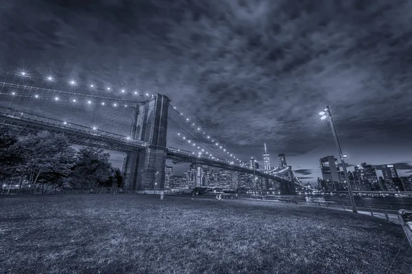 Brooklyn Bridge, night view Brooklyn, NYC.