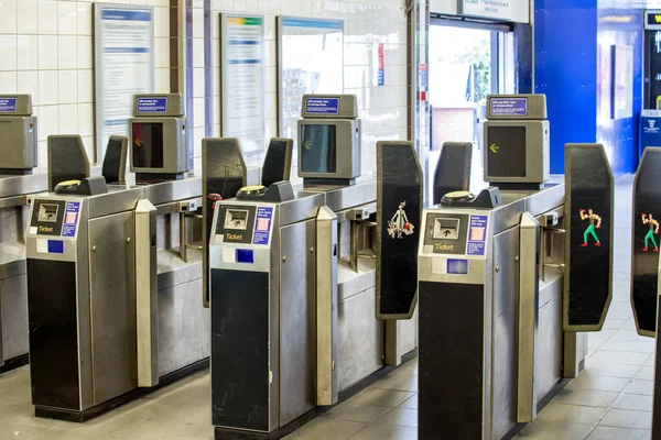 El vuelco del metro de Londres. —  Fotos de Stock