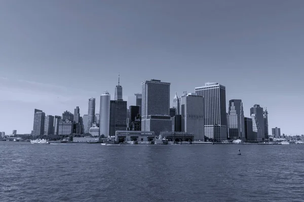 Besutiful widok Downotown Manhattan od Prezesów Island, Nyc — Zdjęcie stockowe