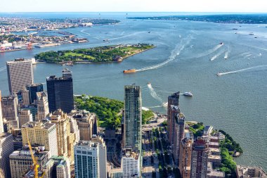 Manhattan 'ın aşağısındaki gökdelenlerin hava manzarası