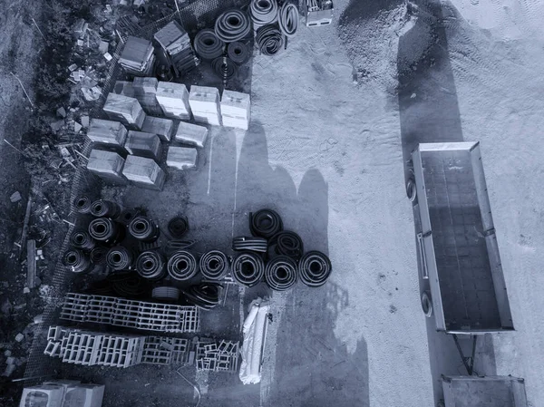 İnşaat malzemeleri deposunun insansız hava aracı görüntüsü — Stok fotoğraf