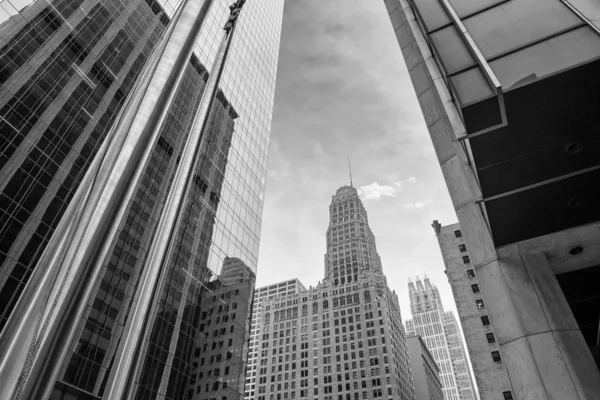 Chicago Skyskrapor Stål Glas Och Gamla Tegelbyggnader — Stockfoto