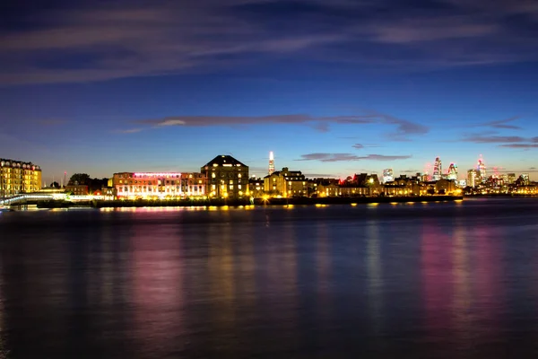 Londra Üzerinde Günbatımı Ufuk Çizgisi — Stok fotoğraf