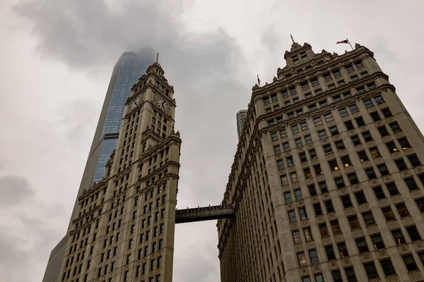 Old New Skyscrapers Chicago — Stock Photo, Image