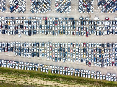 Gümrük otoparkının hava görüntüsü..