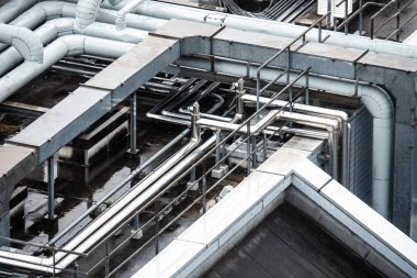 Boru hattı mühendislik sistemi inşa ediliyor. Arşiv için arkaplan